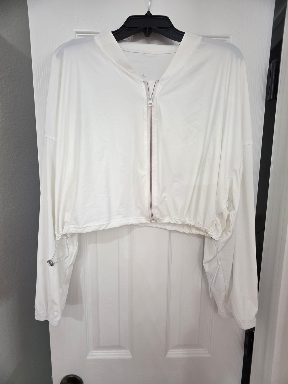 Cropped White Zip Front Lightweight Jacket